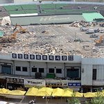 <b>벽돌</b>로 사람친 대한민국