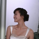 <b>쇄골</b>이 이쁜 예슬