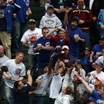 <b>맨손</b>보단 글러브