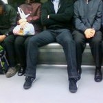 <b>쩍</b>벌남... <b>쩍</b>!