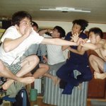 앗 공중<b>부양</b>