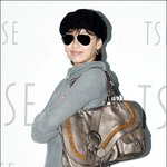 강성연 섹시 핫팬츠! <b>튼튼</b>해서 더 섹시한 다리?