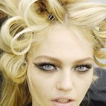 메두사가 연상되는 <b>샤샤</b>의 표정