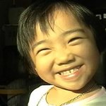 예쁜조카의 <b>살인미소</b>