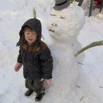 눈사람 친구와 함께 즐거운 <b>겨울날</b>의 추억