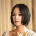 오로라 공주로 돌아온 <b>엄정화</b>