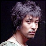 삼가 고인의 <b>명복</b>을 빌며 기도합니다...