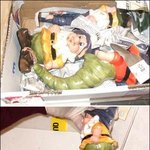뱀이 든 엽기 국제<b>소포</b>