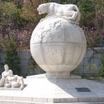 오늘도 어김없이 올립<b>니더</b>예19