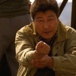 얘들아~ <b>일루</b>와봐라... 아저씨가 좋은거 줄께.(...추억)