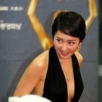 '<b>청룡</b>영화제에 가장 섹시한 의상은?' 김민정