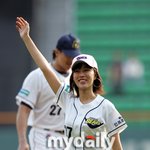 <b>서현진</b> 아나운서 시구