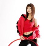 <b>홍수아</b>