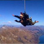 <b>sky</b> diving in new zealand~♡