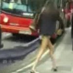 관광객이 찍은 길거리 <b>빤쓰</b> 노출사고..