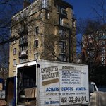 프랑스 파라의 <b>벼룩</b>시장 풍경