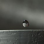 칼로 <b>물베기</b>