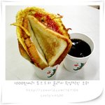 토스트와 <b>콜라</b>의 환상적인 콤비네이션...