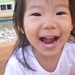 이 표정이 정말 <b>유쾌</b>한 표정이랍니다.