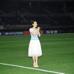문근영 <b>공주옷</b> 입고 축구장에서