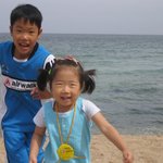 송정해수욕장에서.....열심히 뛰어노는 우리 조카!!^^