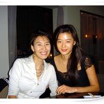 전지현-<b>윤현숙</b> 다정한 사진, 둘이 친한 사이?