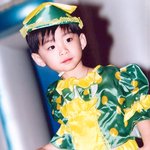 그는 <b>작업</b>중~~