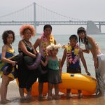 푸른 <b>파도</b>에 보트를 올려 놓기전....
