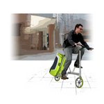 접어서 <b>배낭</b>처럼 맬 수 있는 도시형 자전거