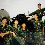 <b>괴뢰군</b> 공군에 입대하다.