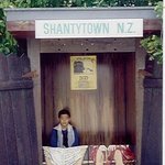 <b>용변</b> 보며 여유로운 저 표정...