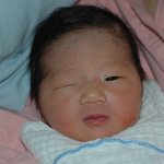 <b>출생</b> 2일째 첫 윙크 ^.-