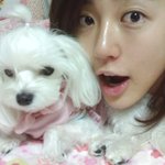 [윤은혜] 침대 위의 끊임없는 과감 <b>쌩얼</b>!