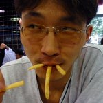 누가 내 감자<b>튀김</b>을 넘봐? 다 내끄얌~~!!!