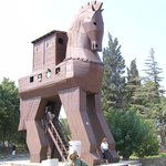 전설이 된 트로이의 <b>목마</b>2