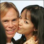 김윤아와 <b>타미</b>힐피거