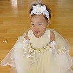 드레스입은 <b>은서</b>예요.