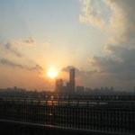 63<b>빌딩</b>에 기댄 녁노을