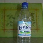 피트와 <b>졸리</b>가 마시다 남긴 생수병 팔아요
