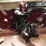 : 최후의 전쟁 (2006, x-men : last <b>stand</b>)