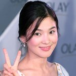 대만 기자<b>회견</b>에서 송혜교 피부 대박이군~