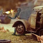 일상의 <b>물건들</b>이 살아나다 24