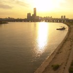 한강의노을과 강아지풀접사/이완호영상/갤러리꿈/dreamgallery.<b>org</b>