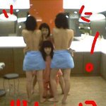 <b>여학생들</b>..이걸 누드라고 해야 하나??