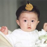 엽기아기