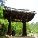 문경 희양산 봉암사의 <b>부처</b>님 오신날 전경 -1