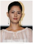 한가인 닮았다는 신인 '<b>여지</b>' 시사회장에서