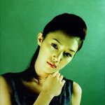 <b>채정안</b>