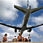 <b>합성</b>같은 프린세스쥴리아나 공항 이착륙모습