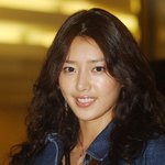 <b>채정안</b>